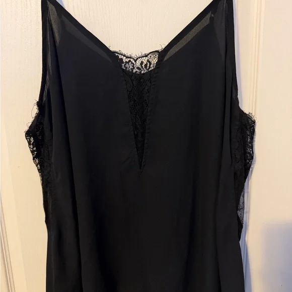 Torrid Black Sleeveless Top - Picture 1 of 3